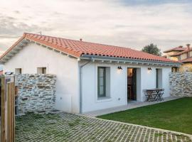 Casa Rural Monte Zarro, villa in Cudillero