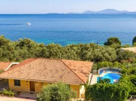 Villa Xenia by Villa Plus