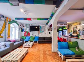 Whole Wide World Hostel, hotel in Zagreb