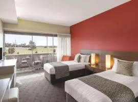 Mantra Hobart Airport