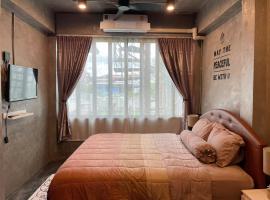 Peaceful Homestay & Camping @ Khao Kho, hotel in Ban Lao Kok Kho