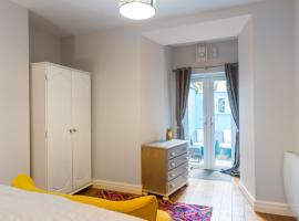 No 31 Promenade APARTMENT by the sea, hotel in Aberystwyth