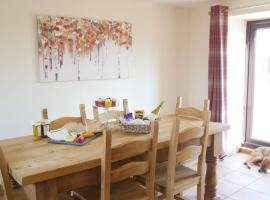Beautiful 4 Bedroom Cottage - Cottage 4, holiday rental in Doncaster