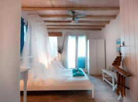 Seafarer's House. Ideal for 3+1 guests, appartamento a Mykonos Città