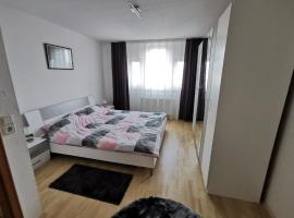 Sehr Schönes 2 Zimmer Maisonnette Wohnung, alojamento para férias em Ansbach
