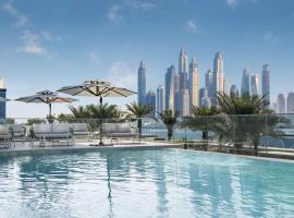 Radisson Beach Resort Palm Jumeirah, hotel en Dubái