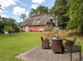 Amazing Home In Rømø With Kitchen