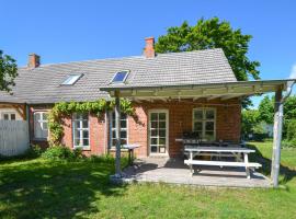 4 Bedroom Gorgeous Home In Anholt, hotel en Anholt