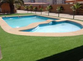 Cabañas con piscina donde Thomas, κατάλυμα με κουζίνα σε Λα Σερένα