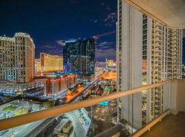 MGM Signature Towers, Balcony Suite, Strip View - NO RESORT FEES!, resort i Las Vegas