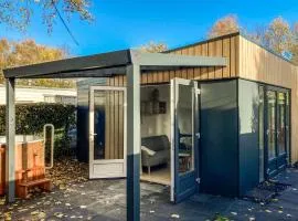 2 Bedroom Nice Home In Heinkenszand