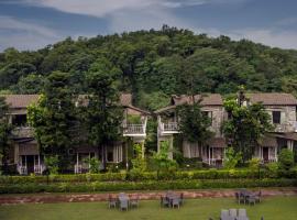 Wood castle Spa & Resort, žmonėms su negalia pritaikytas viešbutis mieste Ramnagaras