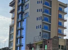 Apple Hotel and Restaurant, hotel em Sarai