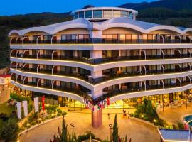 Seven For Life Thermal Hotel, hotel en Kusadasi