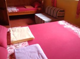 Rowena's Maligcong Homestay: Bontoc şehrinde bir kiralık tatil yeri