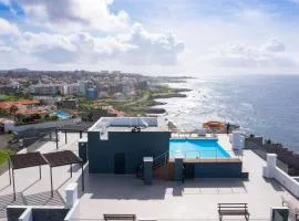 3 bdr aprt, best seaview, rooftop pool - LCGR