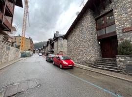 Apartament Freixe 1C 6p El Tarter Zona Grandvalira, cheap hotel in El Tarter