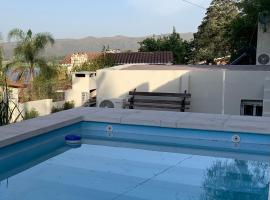 Casa de Ali, hotel in Villa Carlos Paz