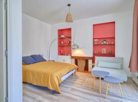 studio cosy hypercentre proche Paris, מקום אירוח ביתי בקורביל-אסונס