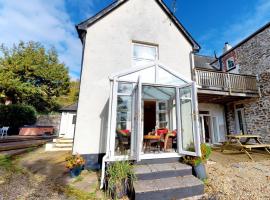 BISHOPS TAWTON OVERTON HOUSE 2 Bedrooms, cottage in Bishops Tawton