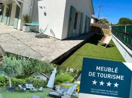 La Grande Suzette, à 2min à pied de la plage !