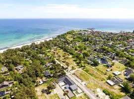 2 Bedroom Stunning Apartment In Nexø
