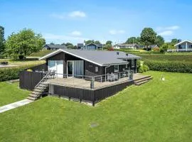 Stunning Home In Hejls With Kitchen