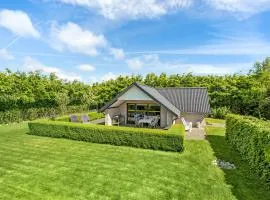 2 Bedroom Lovely Home In Hemmet