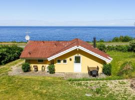 Amazing Home In Allinge With House Sea View, atostogų namelis mieste Alingė