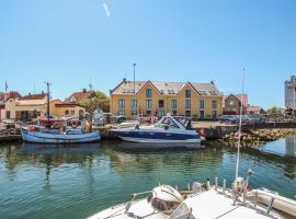 Cozy Apartment In Sams With House Sea View, hotell i Ballen