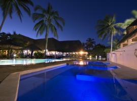 Uroa Bay Beach Resort โรงแรมในอูโร