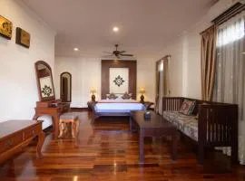 Lux Hotel