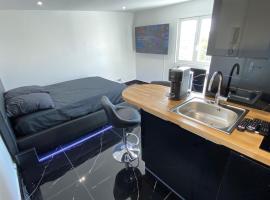 Bella vita - Studio tout &eacute;quip&eacute; - Tv Netflix - centre ville 100m- Gare 50m - Basilique 200m