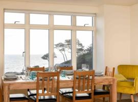 Fishermans Heights, apartment in Polperro