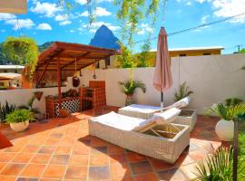 The Suite Spot Apartment - Private Paradise Stay, hotel sa Soufriere