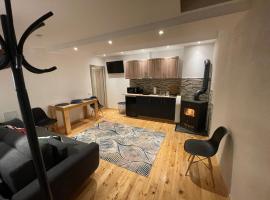 La Casa Verde, hotel in Buşteni