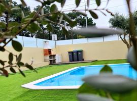 VILLAS com piscina, hotel em Vila Nova de Gaia