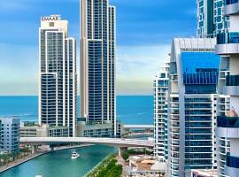 Fabolous Vacation Home in Dubai Marina, property with onsen in Dubai