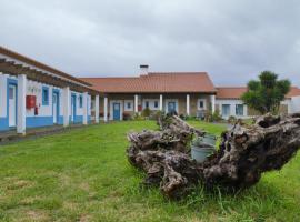 Dias Distintos - Turismo Rural, hotel with parking in Colos