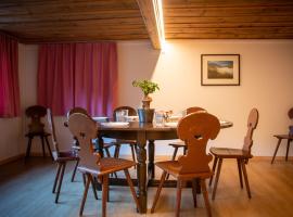 Uncle Eric's Chalet, hytte i Matten