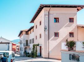 Garnì Vecchio Comune, hotel v destinaci Flavon