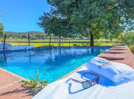 Casa rural el Tejar Higuera de la Sierra by Ruralidays, hotel di Higuera de la Sierra