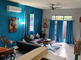 Casa Pinto Guest Apartment, holiday rental in Kingston