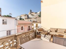 Es Palauet New duplex in Ibiza center with Dalt Vila views, apartamento en Ibiza