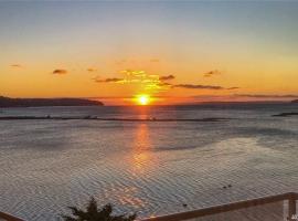 Oasis By The Sea, villa in Port Hadlock