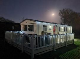 Tattershall Lakes, Castle View, Hotel in Tattershall