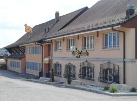 Motel - Hôtel La Poularde، فندق في Romont
