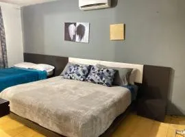 Apartamento con cochera centro de la ciudad.