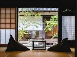 Castle Town Contemporary Ryokan 天籟 - TENRAI -
