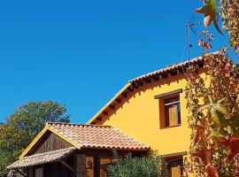 Casa Rural Naranja: El Tiemblo'da bir tatil evi